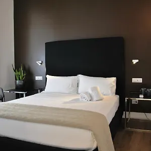 App Leoncino Design In Apartamento Roma